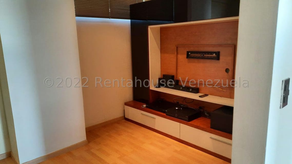 Apartamento (Duplex) en Venta en Parque Oripoto, Distrito Metropolitano - 31