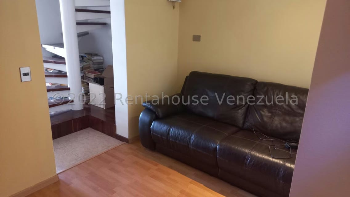 Apartamento (Duplex) en Venta en Parque Oripoto, Distrito Metropolitano - 32