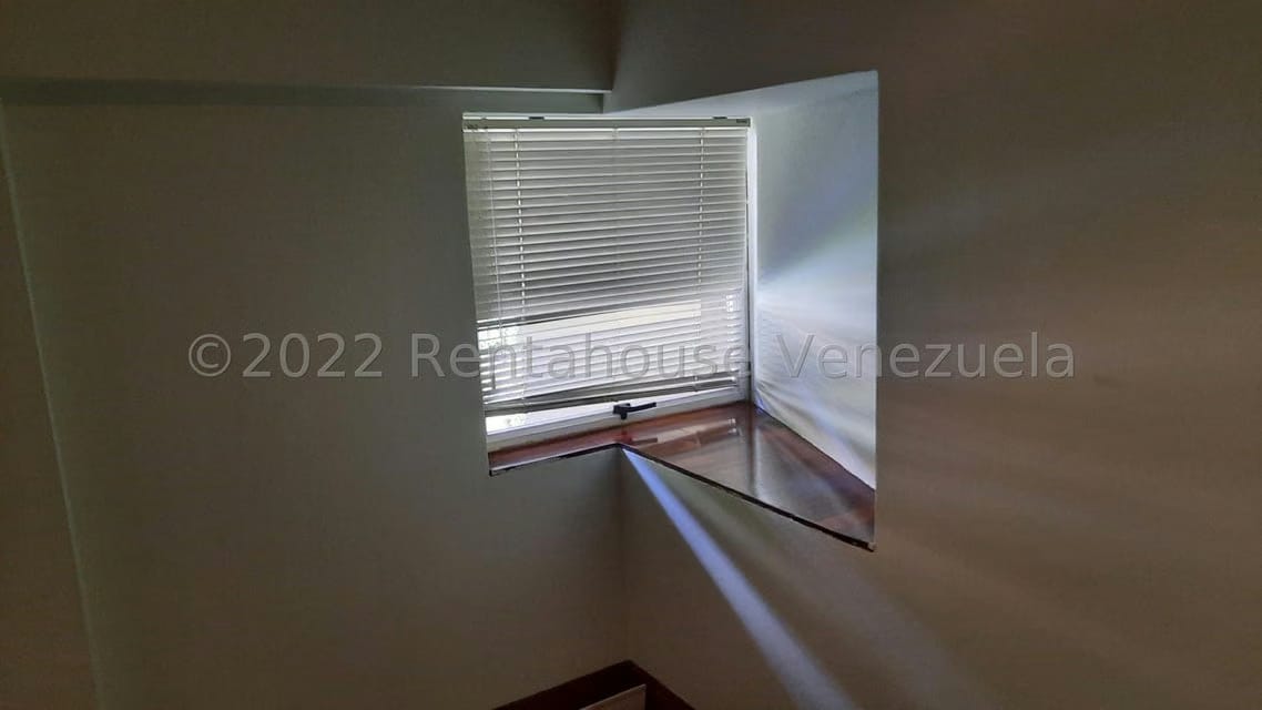 Apartamento (Duplex) en Venta en Parque Oripoto, Distrito Metropolitano - 57