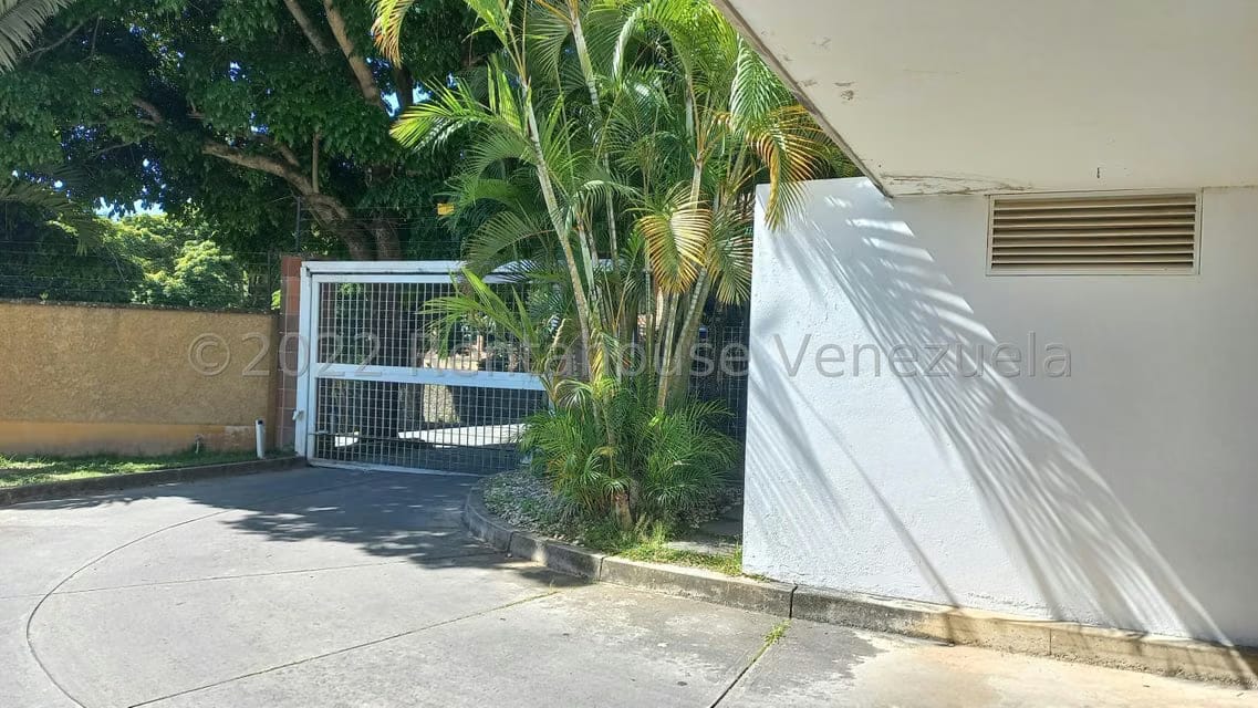 Apartamento (Duplex) en Venta en Parque Oripoto, Distrito Metropolitano - 7