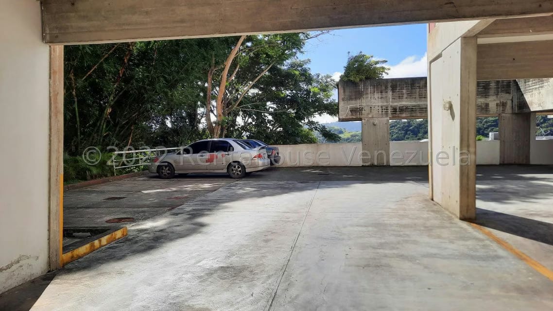 Apartamento (Duplex) en Venta en Parque Oripoto, Distrito Metropolitano - 66