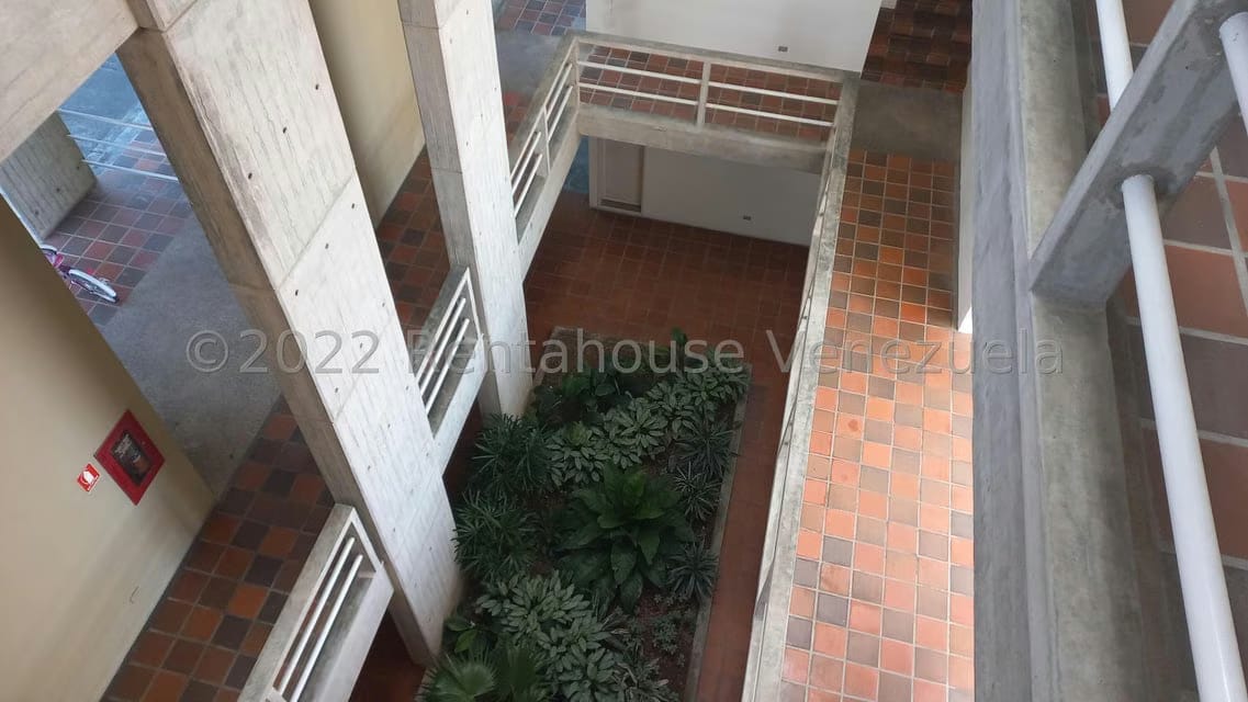 Apartamento (Duplex) en Venta en Parque Oripoto, Distrito Metropolitano - 70