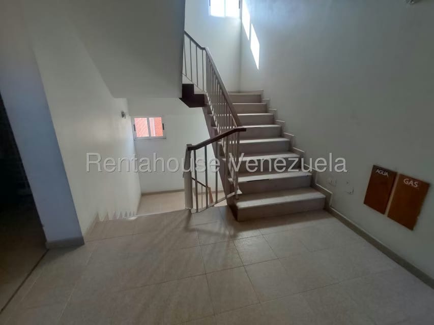 Apartamento (1 Nivel) en Alquiler en Ciudad Alianza, Carabobo - 16