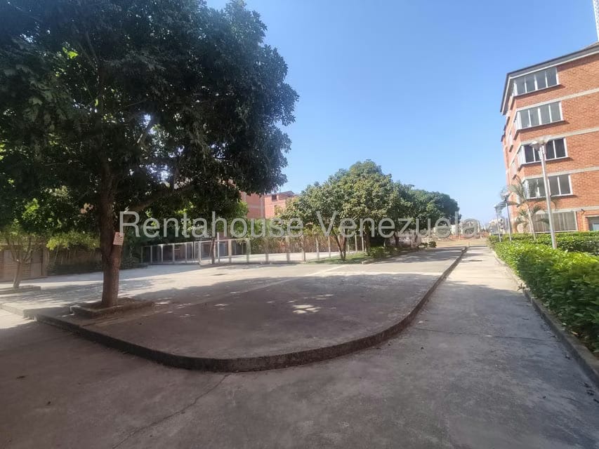 Apartamento (1 Nivel) en Alquiler en Ciudad Alianza, Carabobo - 18