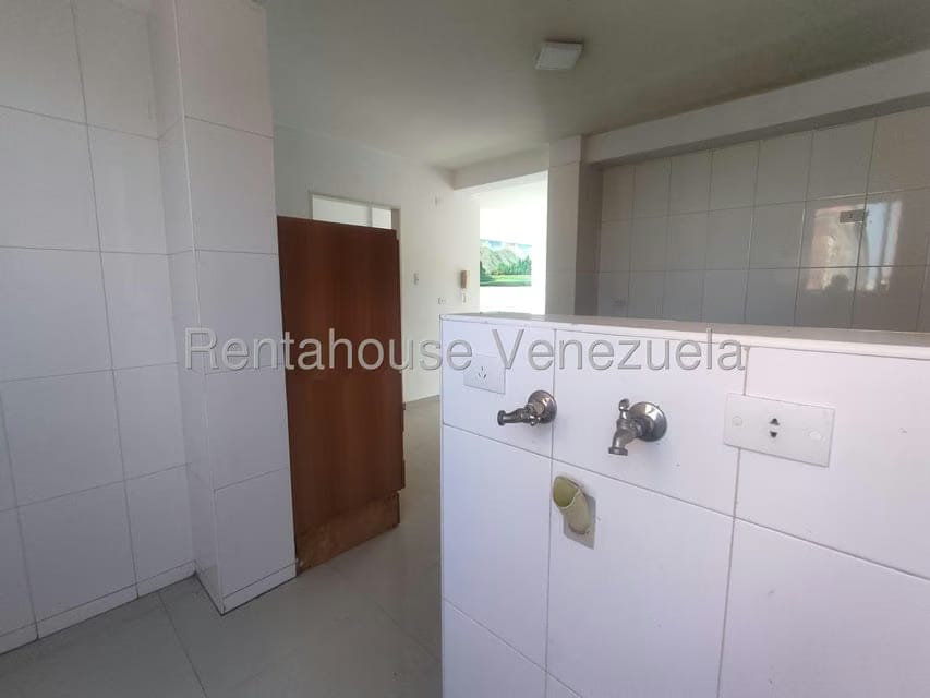 Apartamento (1 Nivel) en Alquiler en Ciudad Alianza, Carabobo - 7