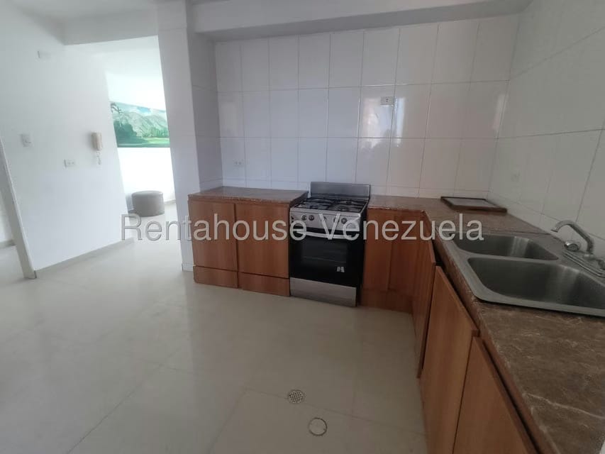 Apartamento (1 Nivel) en Alquiler en Ciudad Alianza, Carabobo - 9