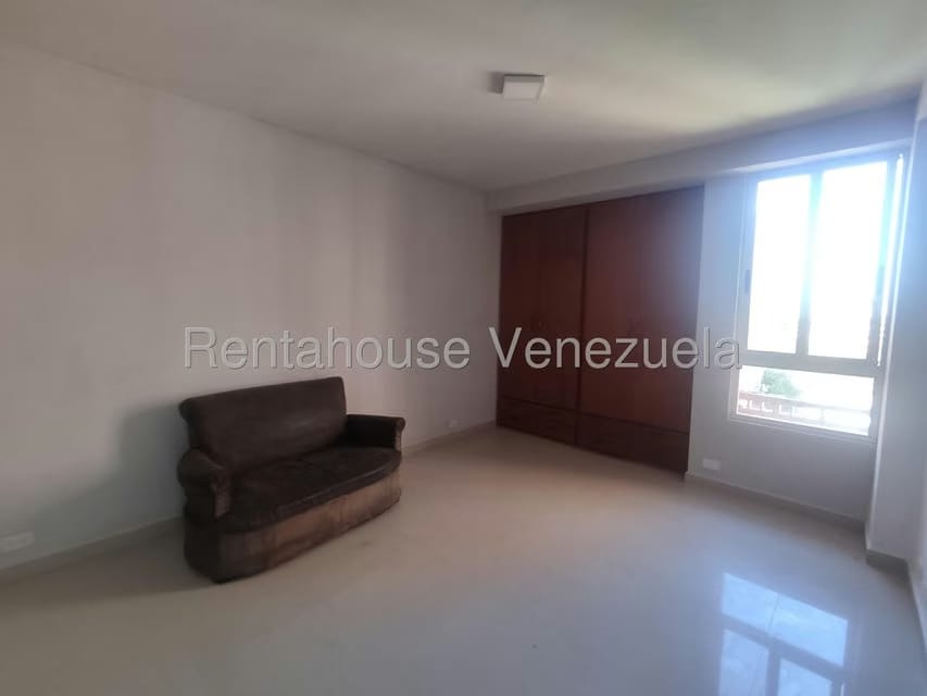 Apartamento (1 Nivel) en Alquiler en Ciudad Alianza, Carabobo - 10