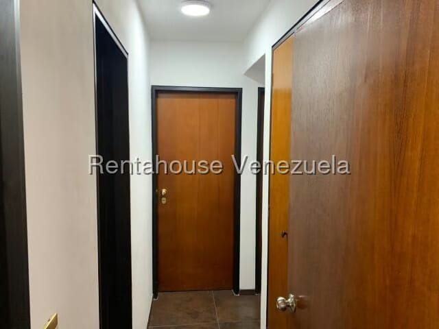 Apartamento (1 Nivel) en Venta en Mampote, Miranda - 17