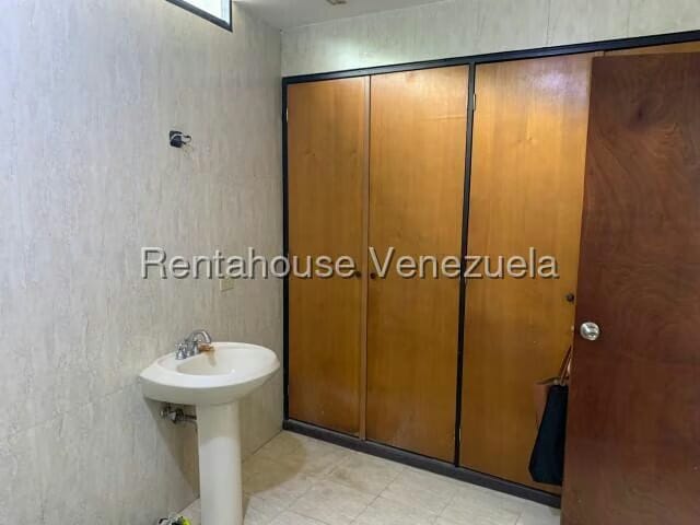 Apartamento (1 Nivel) en Venta en Mampote, Miranda - 24