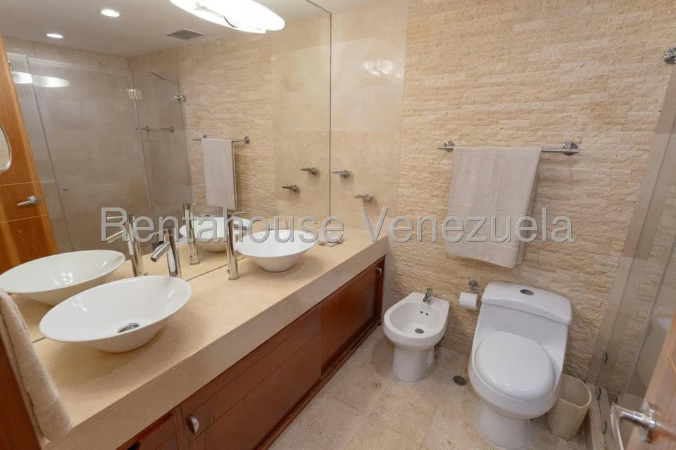 Apartamento (Planta Baja) en Venta en La Castellana, Distrito Metropolitano - 39