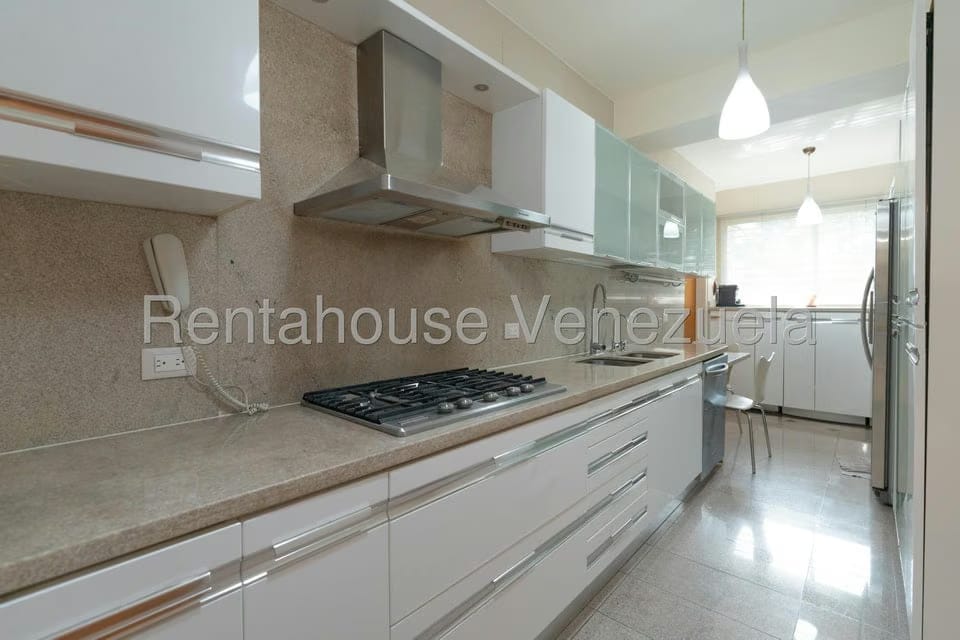 Apartamento (Planta Baja) en Venta en La Castellana, Distrito Metropolitano - 7