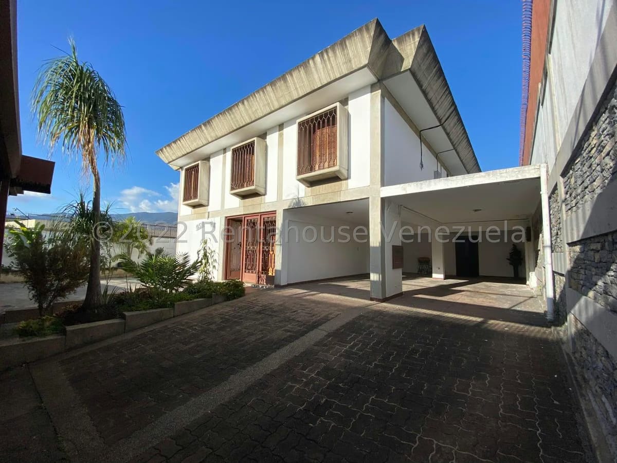 CASA EN VENTA-SELENE MARIN NOBREGA- MLS#23-16981