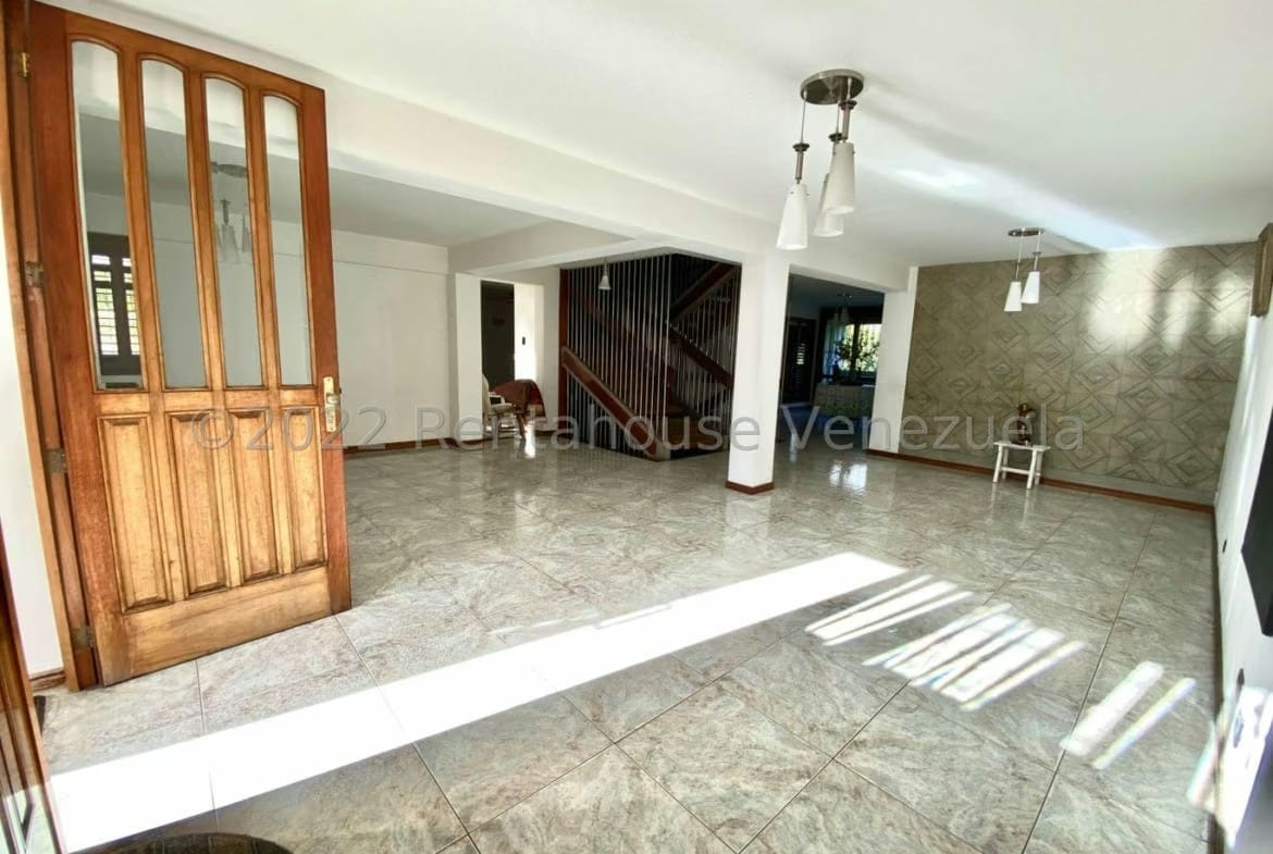 CASA EN VENTA-SELENE MARIN NOBREGA- MLS#23-16981 - 2