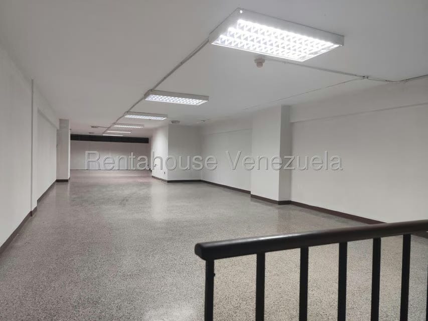 Comercial (Local Comercial) en Alquiler en 5 de Julio, Zulia - 13