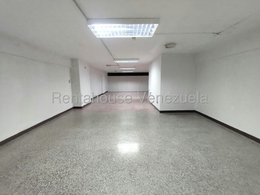Comercial (Local Comercial) en Alquiler en 5 de Julio, Zulia - 14