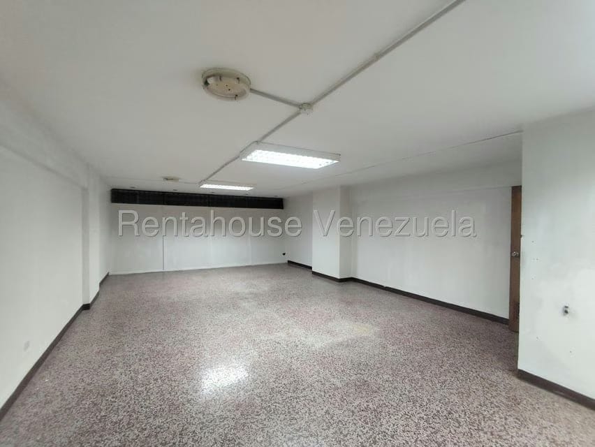 Comercial (Local Comercial) en Alquiler en 5 de Julio, Zulia - 16