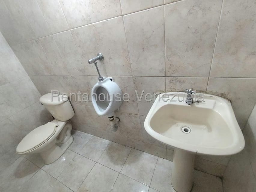 Comercial (Local Comercial) en Alquiler en 5 de Julio, Zulia - 17