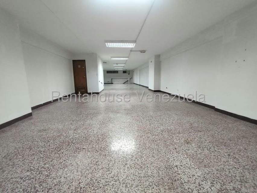 Comercial (Local Comercial) en Alquiler en 5 de Julio, Zulia - 20