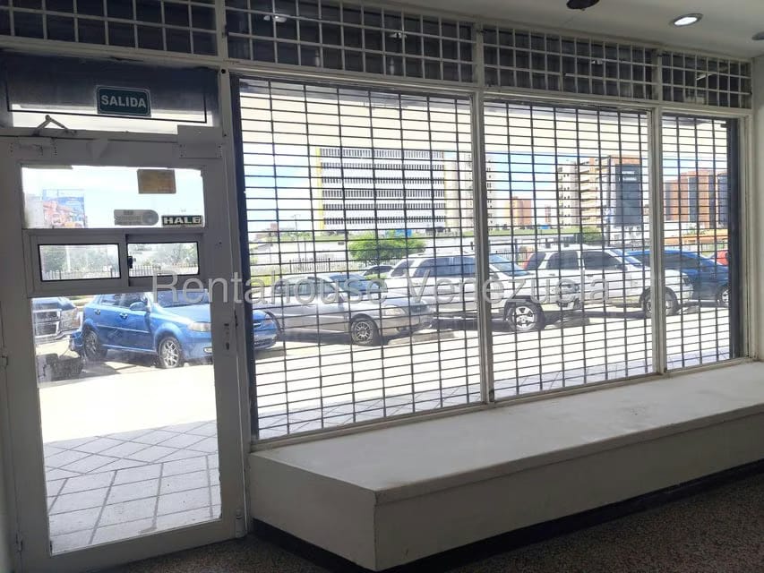 Comercial (Local Comercial) en Alquiler en 5 de Julio, Zulia - 24