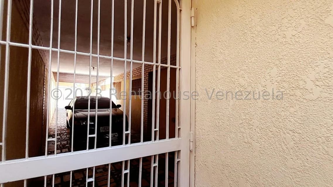 Comercial (Local Comercial) en Venta en Tierra Negra, Zulia - 50