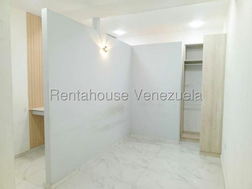 Comercial (Oficina) en Alquiler en Centro, Lara - 11
