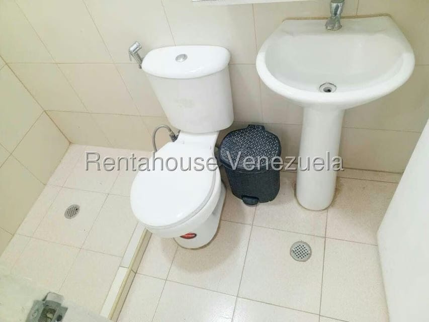 Comercial (Oficina) en Alquiler en Centro, Lara - 8