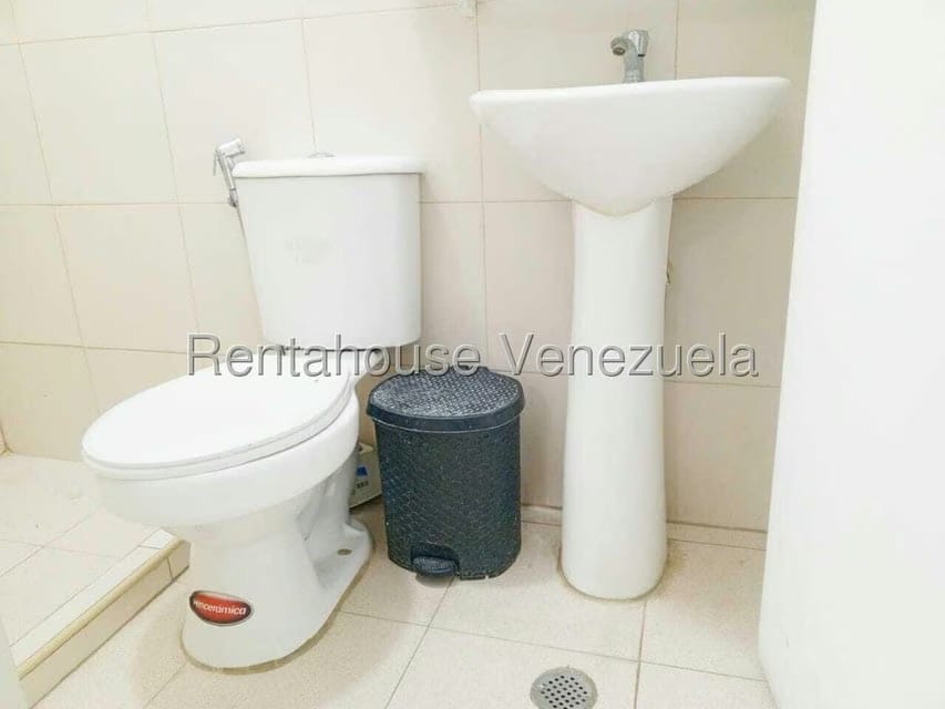 Comercial (Oficina) en Alquiler en Centro, Lara - 9