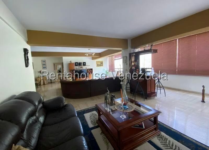 Apartamento (Penthouse) en Venta en Terrazas del Avila, Distrito Metropolitano - 4