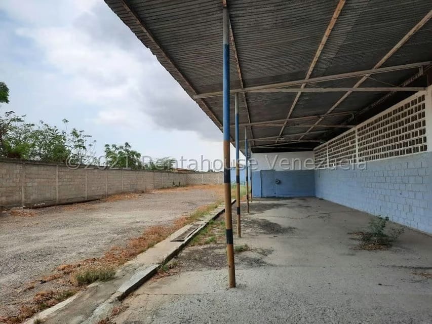Comercial (Galpon - Deposito) en Venta en Carretera O, Zulia - 7
