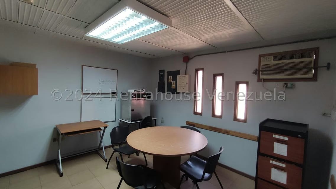 Comercial (Local Comercial) en Venta en La Limpia, Zulia - 24