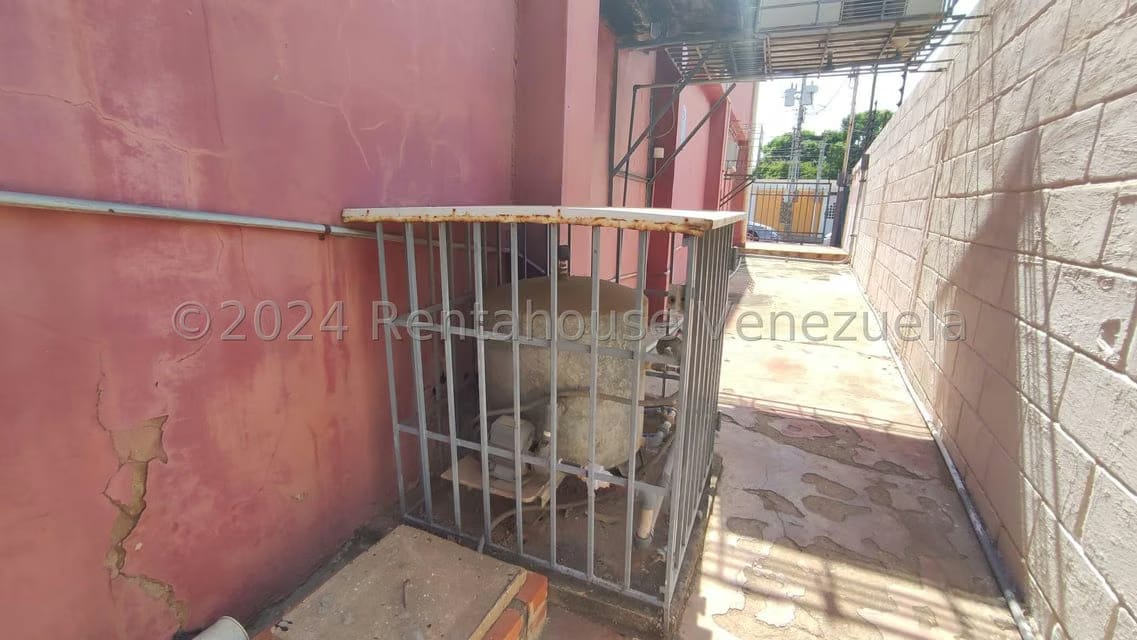 Comercial (Local Comercial) en Venta en La Limpia, Zulia - 57