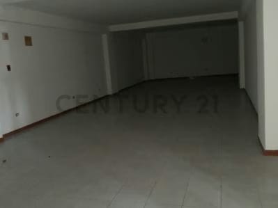 VENTA DE EDIFICIO EN BARUTA - 3