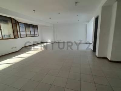 VENTA DE EDIFICIO EN BARUTA - 9