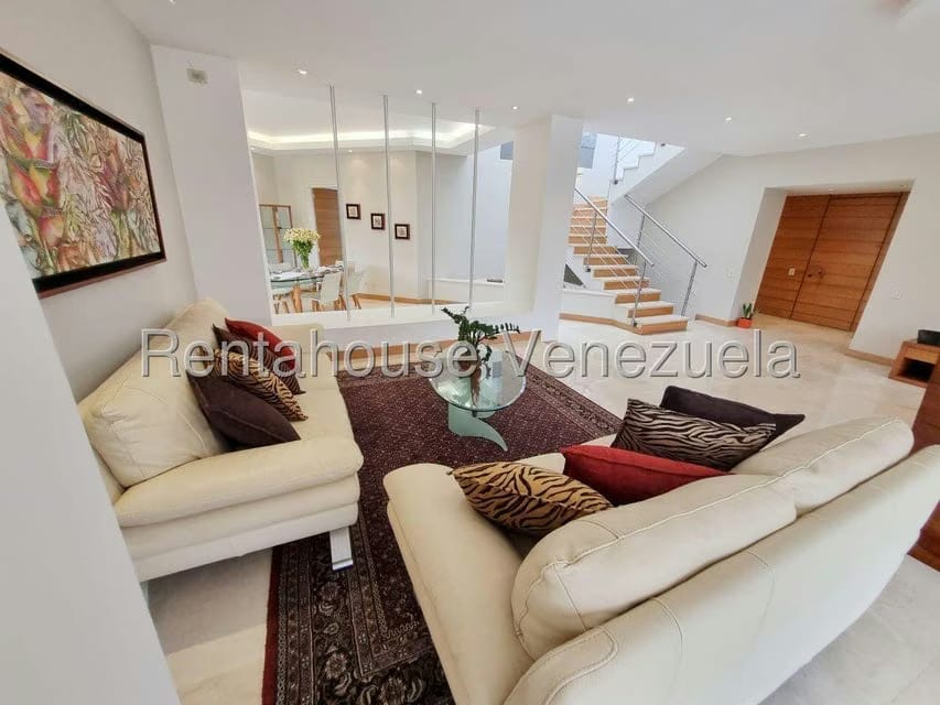 Apartamento (1 Nivel) en Venta en Los Samanes, Distrito Metropolitano - 2