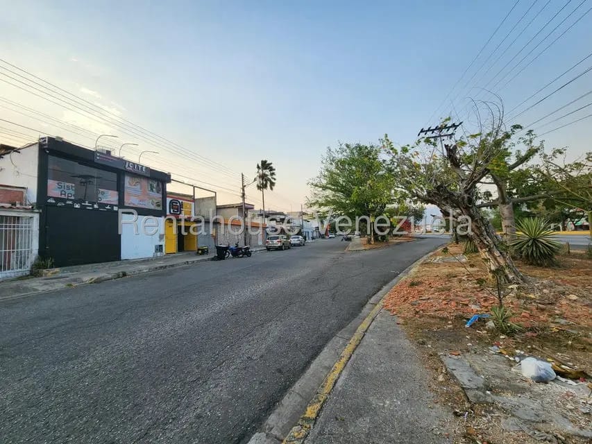Comercial (Local Comercial) en Alquiler en La Esmeralda, Carabobo - 17