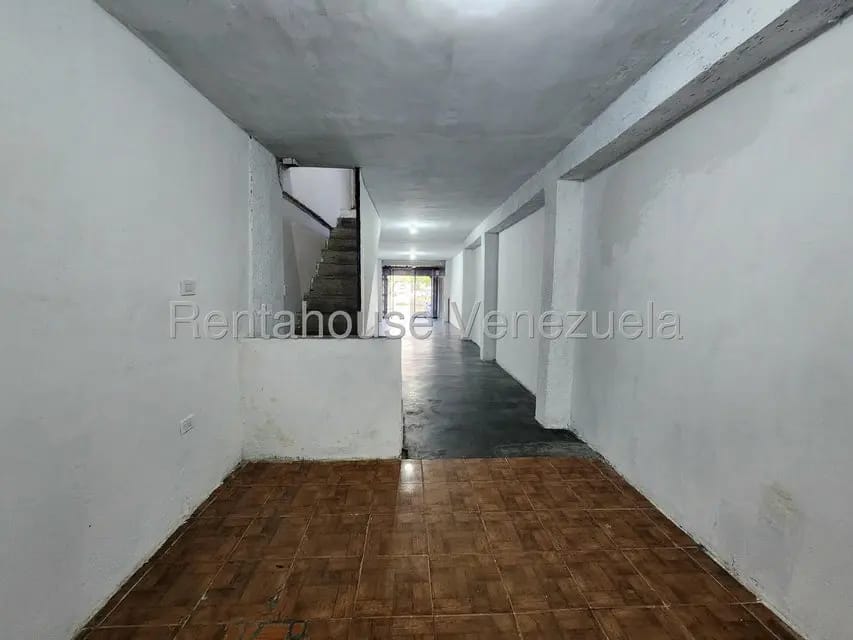 Comercial (Local Comercial) en Alquiler en La Esmeralda, Carabobo - 7