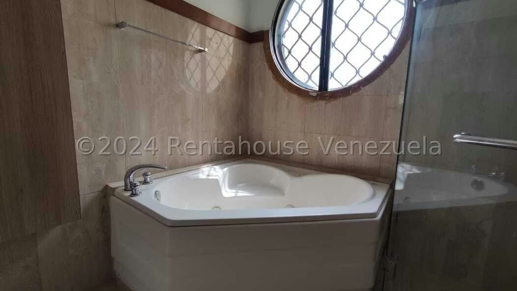 Casa (Multipes Niveles) en Venta en Paraiso, Zulia - 94