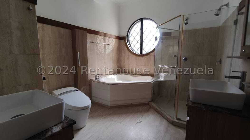 Casa (Multipes Niveles) en Venta en Paraiso, Zulia - 96