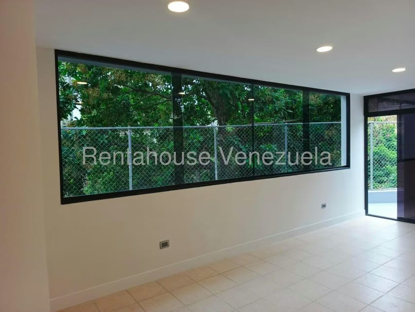 Casa (Multipes Niveles) en Venta en Lomas de Prados del Este, Distrito Metropolitano - 39
