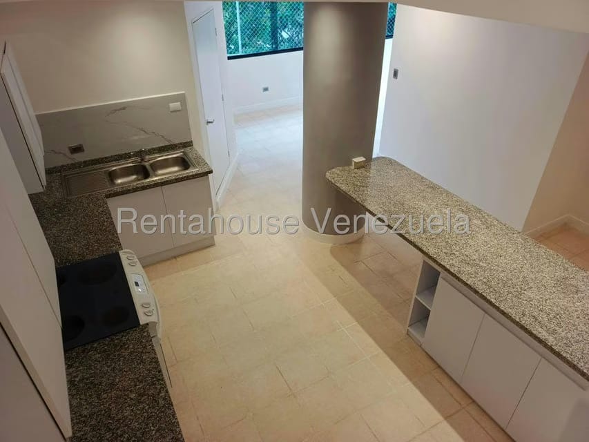Casa (Multipes Niveles) en Venta en Lomas de Prados del Este, Distrito Metropolitano - 46