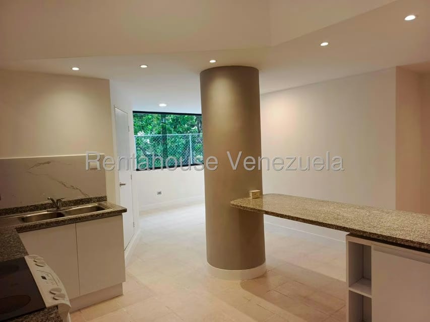 Casa (Multipes Niveles) en Venta en Lomas de Prados del Este, Distrito Metropolitano - 47