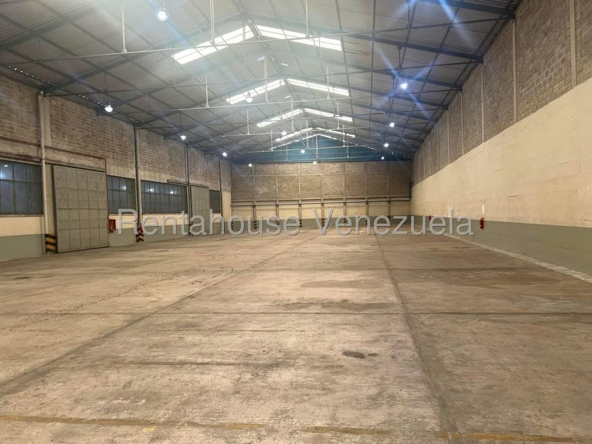 Comercial (Galpon - Deposito) en Alquiler en El Tambor, Miranda - 14