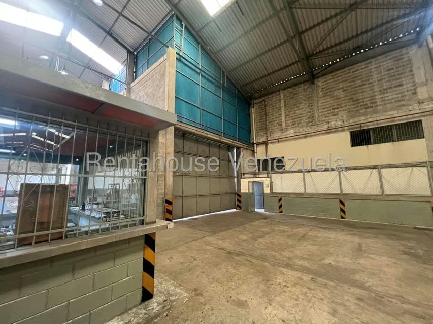 Comercial (Galpon - Deposito) en Alquiler en El Tambor, Miranda - 16