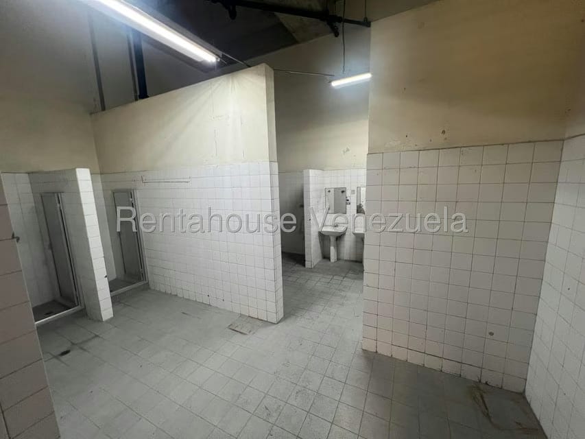 Comercial (Galpon - Deposito) en Alquiler en El Tambor, Miranda - 20