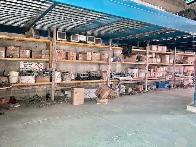 Comercial (Galpon - Deposito) en Venta en La Sabana, Miranda - 29