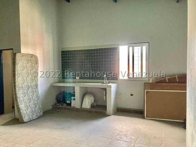 Comercial (Galpon - Deposito) en Venta en La Sabana, Miranda - 47