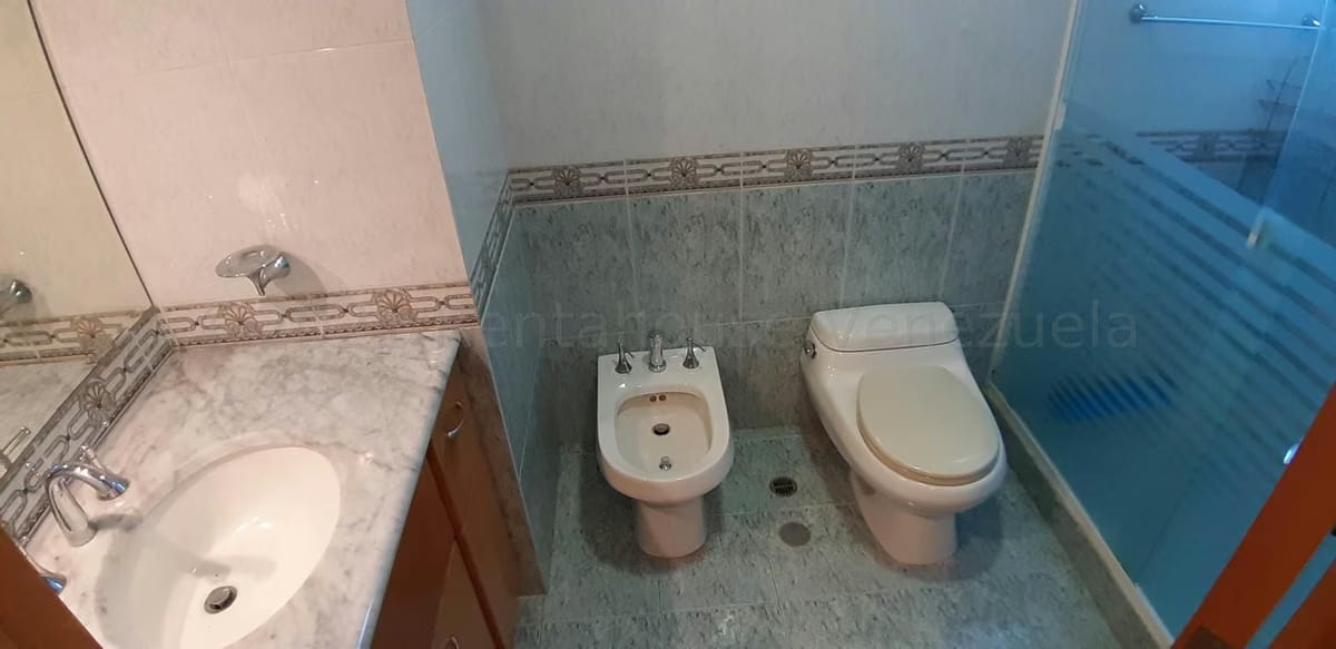 Apartamento (Duplex) en Alquiler en Los Samanes, Distrito Metropolitano - 24