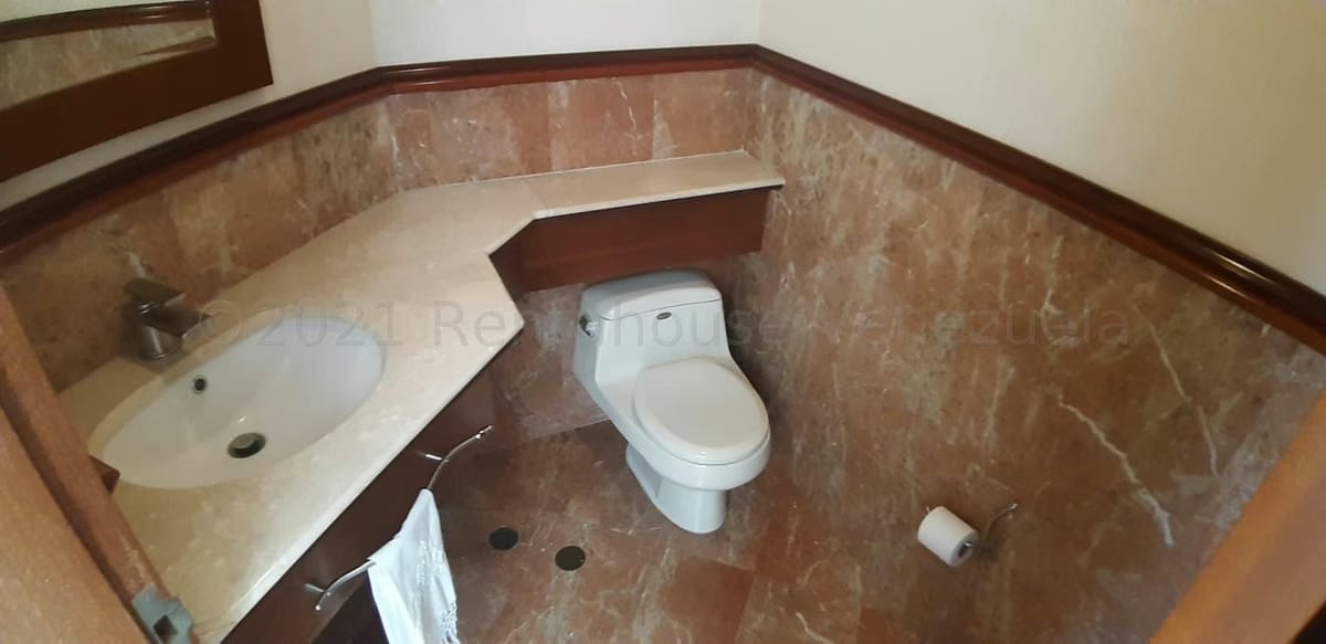 Apartamento (Duplex) en Alquiler en Los Samanes, Distrito Metropolitano - 34