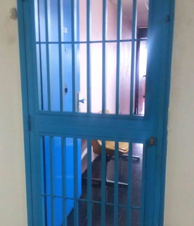 Se alquila oficina en el centro - 5