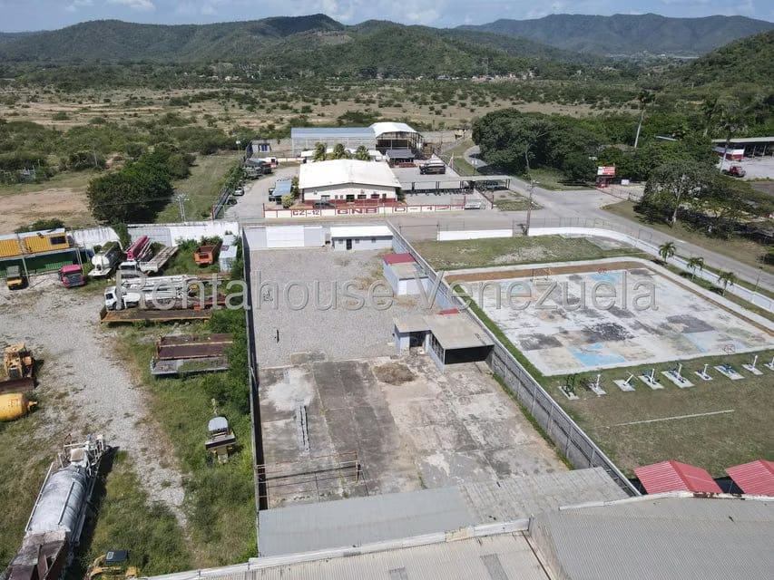 Terreno (Industrial) en Venta en La Montanita, Lara - 2
